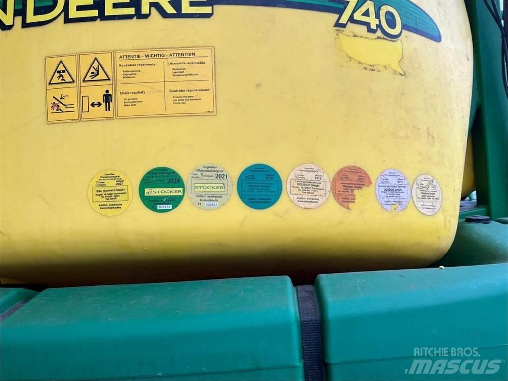 John Deere 740 الرشاشات
