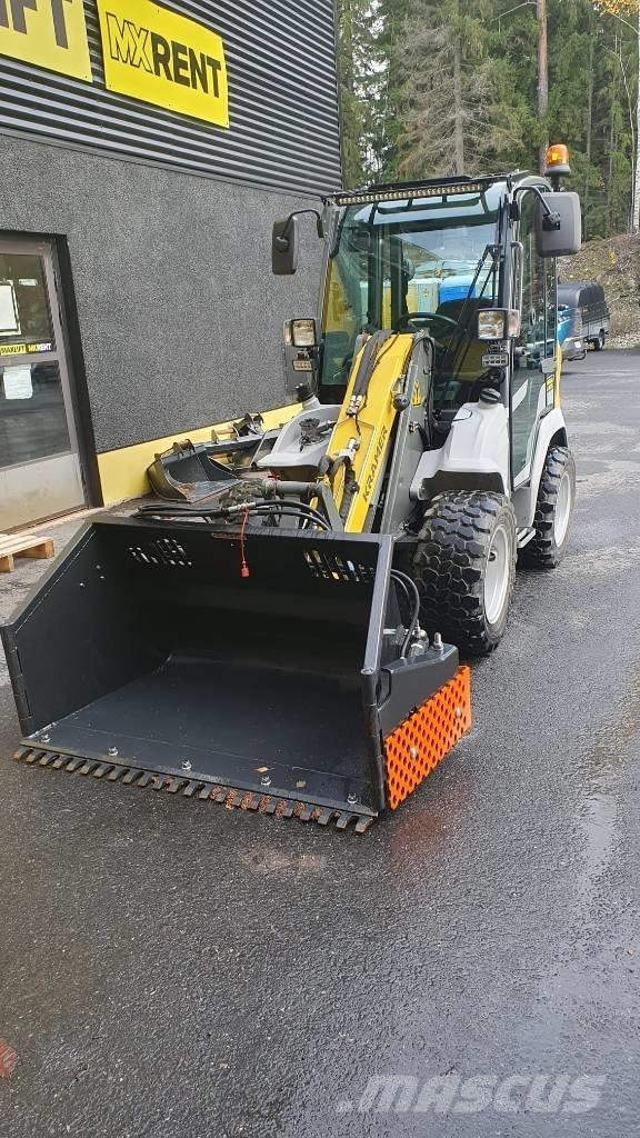 Kramer 5040 لوادر صغيرة