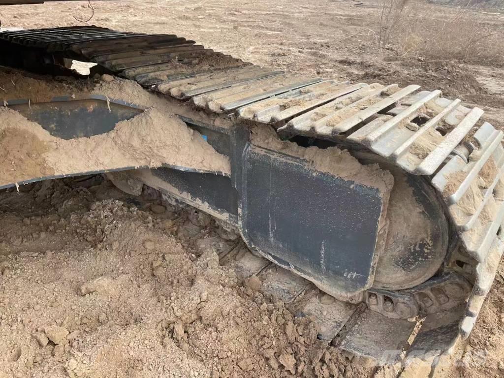Volvo EC210D حفارات زحافة