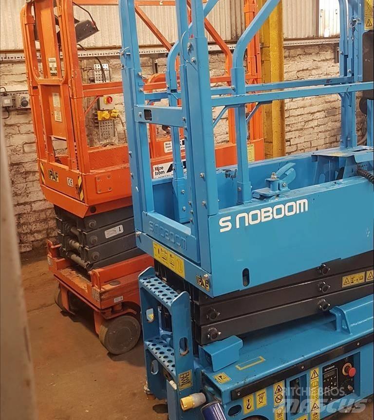 Sinoboom 1330SE رافعات مقصية الشكل