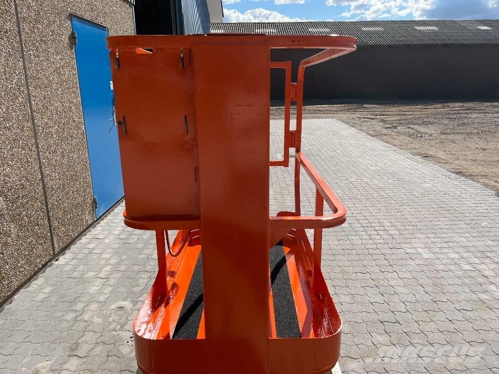 JLG 1230 ES رافعات السارية الرأسية
