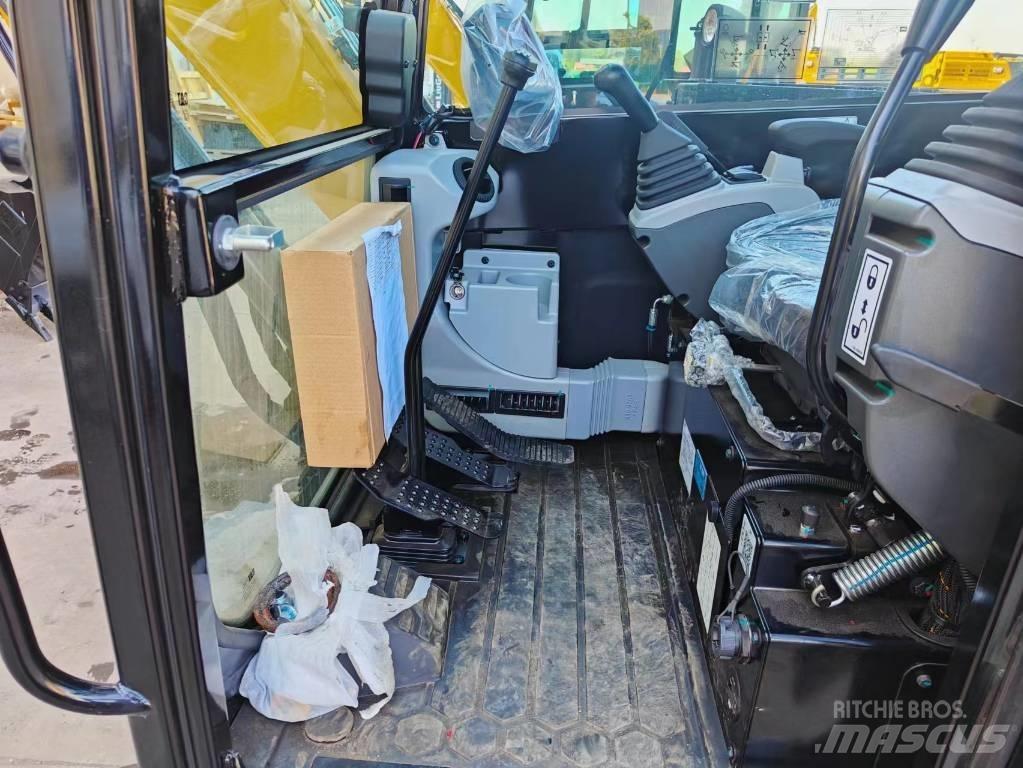 CAT 2024 CAT 305.5 حفارات صغيرة أقل من 7 طن (حفارات صغيرة)