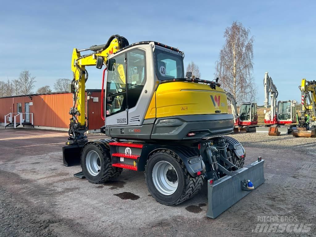 Wacker Neuson EW100 حفارات بعجل