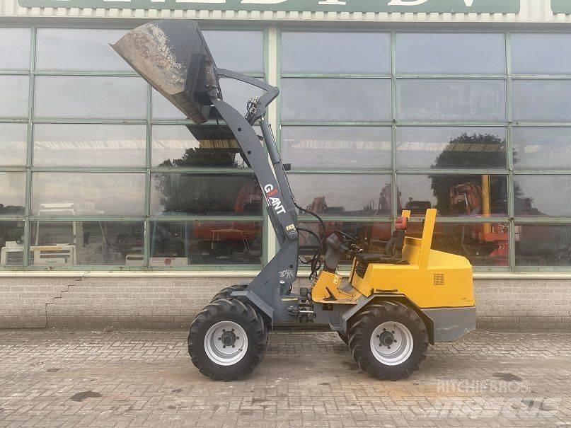 GiANT V 451 T لوادر صغيرة