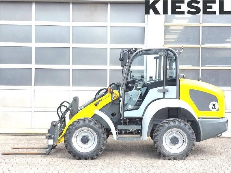 Kramer 5050 لوادر انزلاقية التوجيه