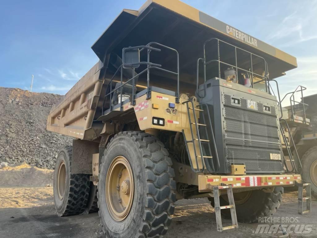 CAT 777e حفارات بعجل