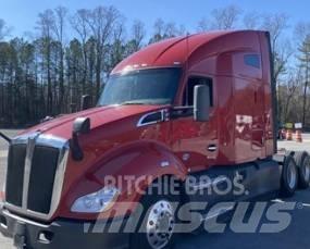 Kenworth T 680 وحدات الجر