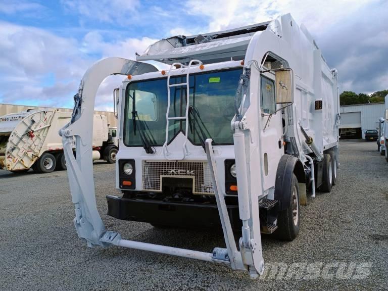 Mack MR شاحنات المخلفات