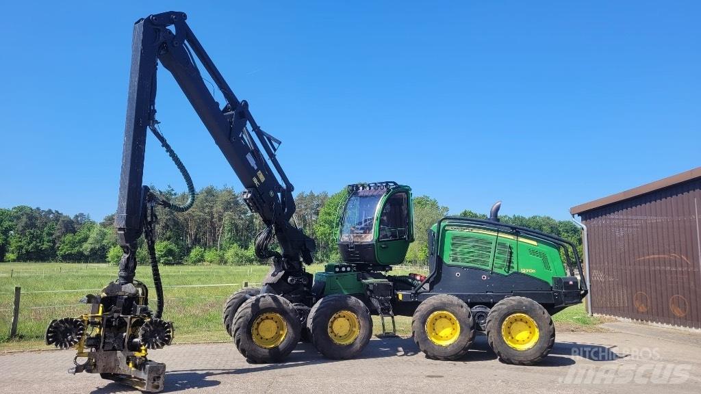 John Deere 1270 G حصادات