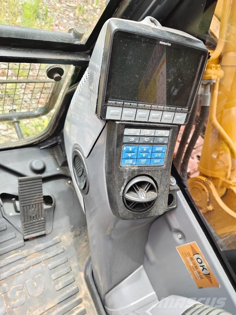 Komatsu PC 450-8 حفارات زحافة