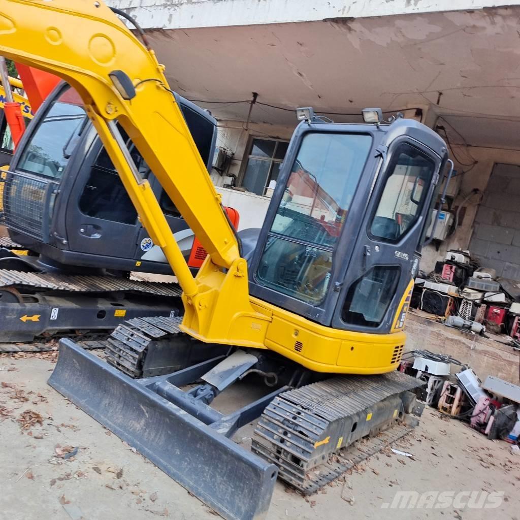 Komatsu PC 55 MR حفارات صغيرة أقل من 7 طن (حفارات صغيرة)