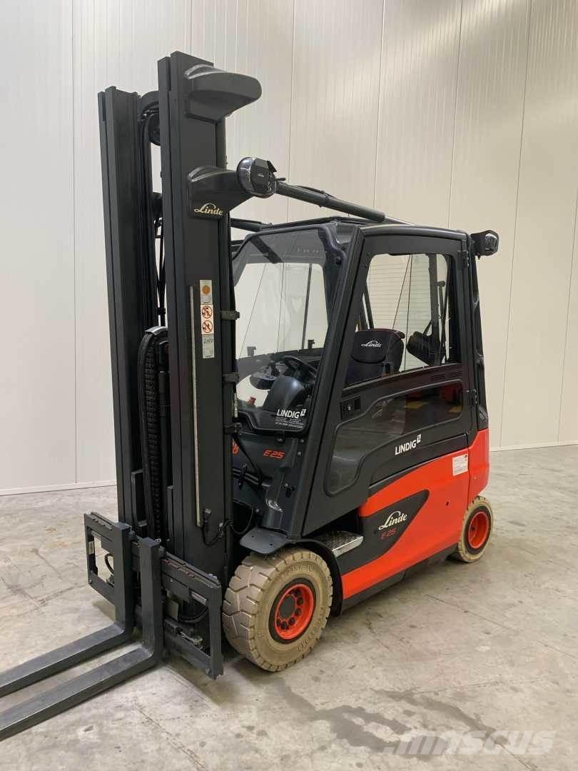 Linde E25L شاحنات ذات رافعات شوكية تعمل بالكهرباء