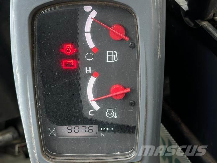 Kubota KX016-4 حفارات صغيرة أقل من 7 طن (حفارات صغيرة)