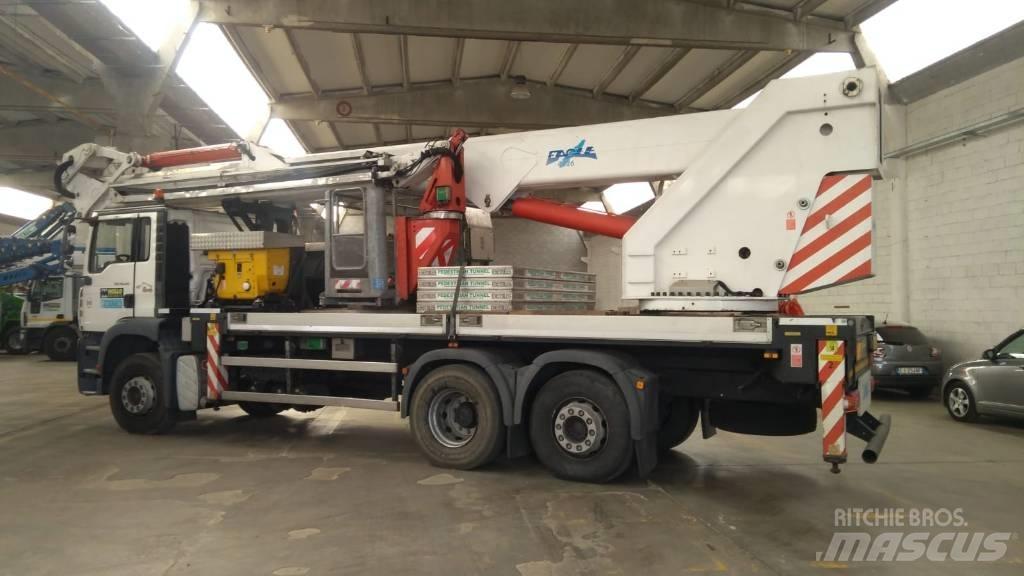 Oil & Steel EAGLE 4426 المنصات الهوائية المثبتة على شاحنة
