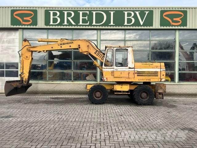 Liebherr A 911 C حفارات بعجل