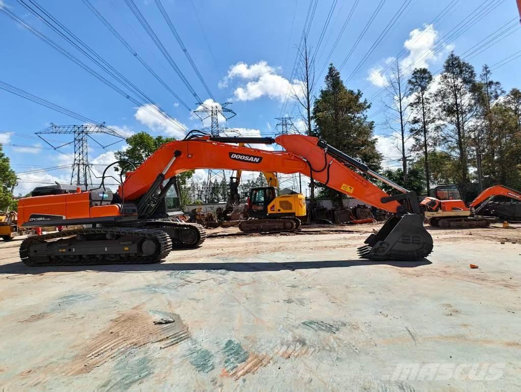 Doosan DX 380 LC حفارات زحافة