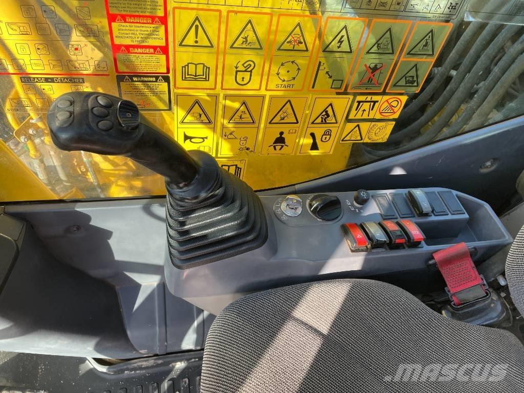 Komatsu PW 160-11 حفارات بعجل