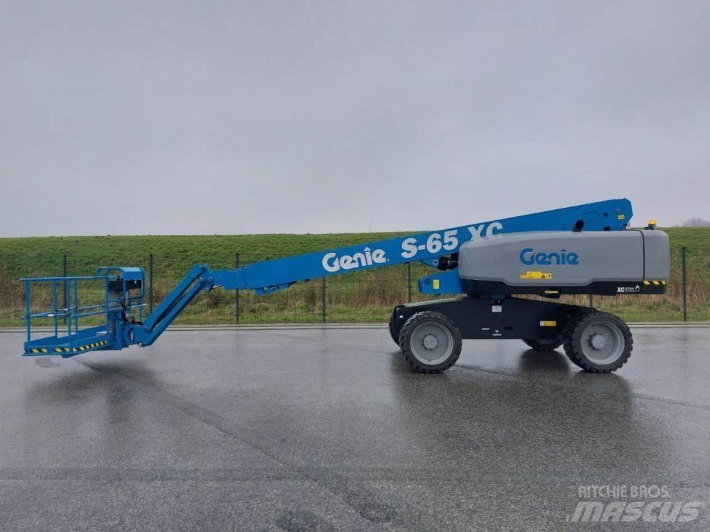 Genie S-65 XC رافعات سلة تلسكوبية