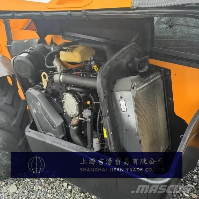 JCB 535-95 مناولات متداخلة