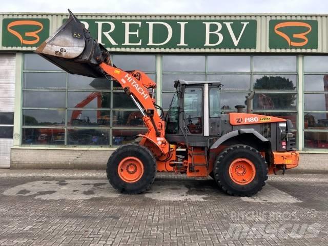 Hitachi ZW 180 لوادر بعجل