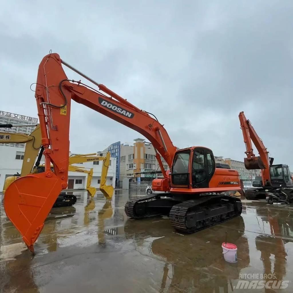 Doosan DX 300 LC حفارات صغيرة أقل من 7 طن (حفارات صغيرة)