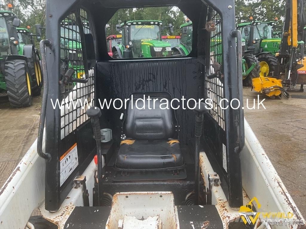 Bobcat 753 لوادر انزلاقية التوجيه