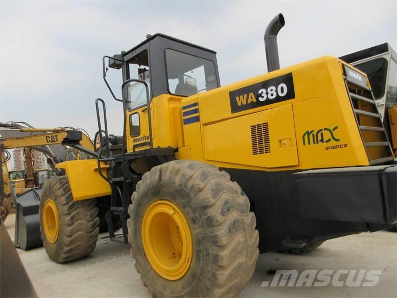 Komatsu WA 380-3 لوادر بعجل