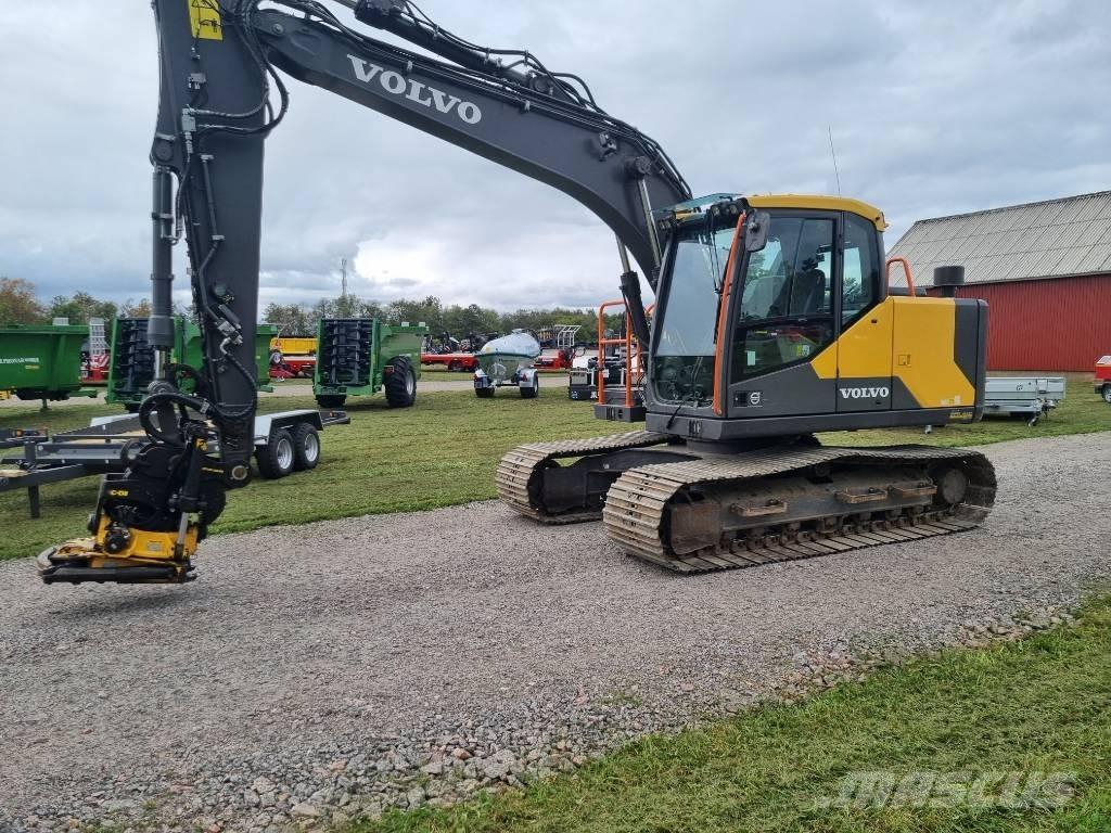 Volvo EC 140 EL حفارات زحافة