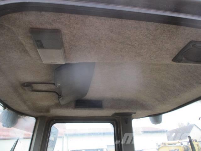 Volvo L 30 B لوادر بعجل