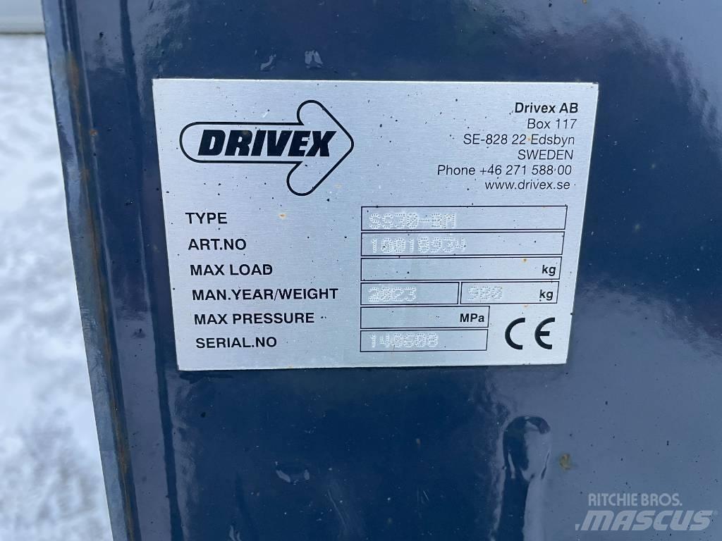 Drivex SS 30 معدات نشر الرمال والملح