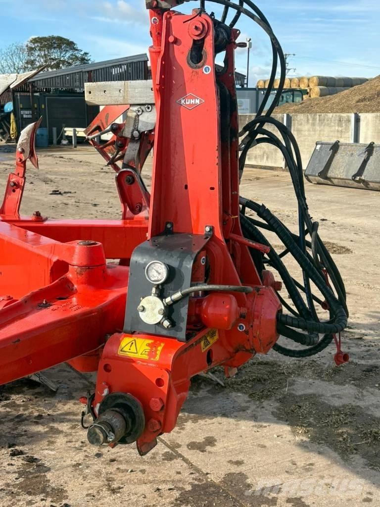 Kuhn MULTIMASTER 183 محاريث عكسية