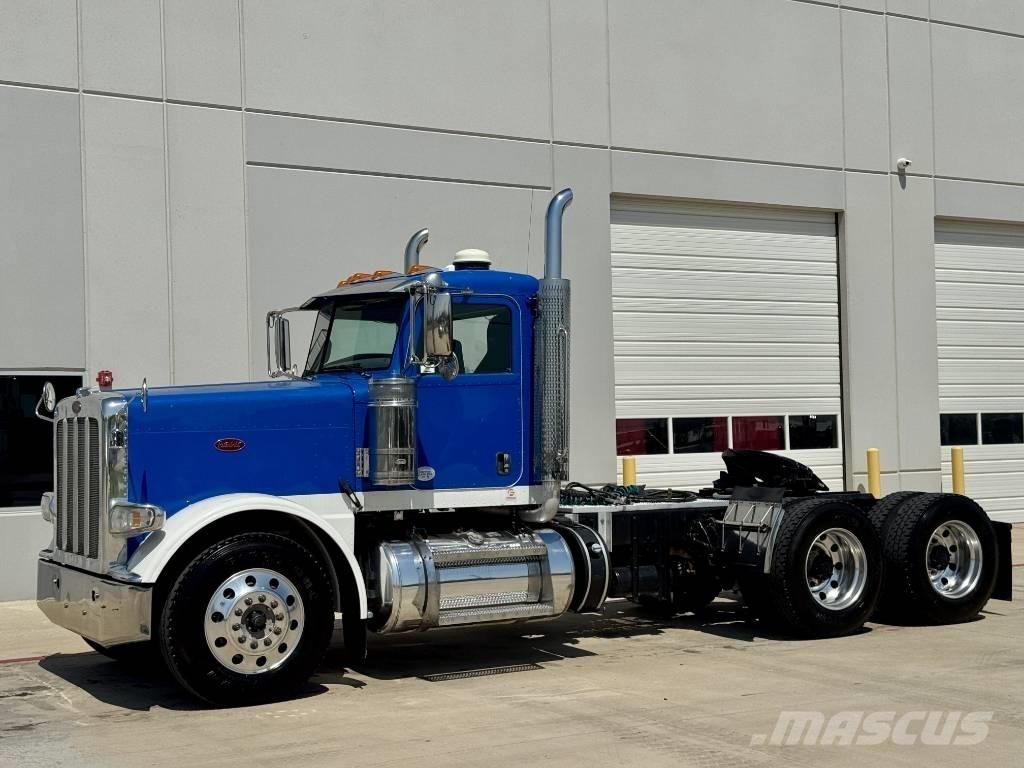 Peterbilt 389 وحدات الجر