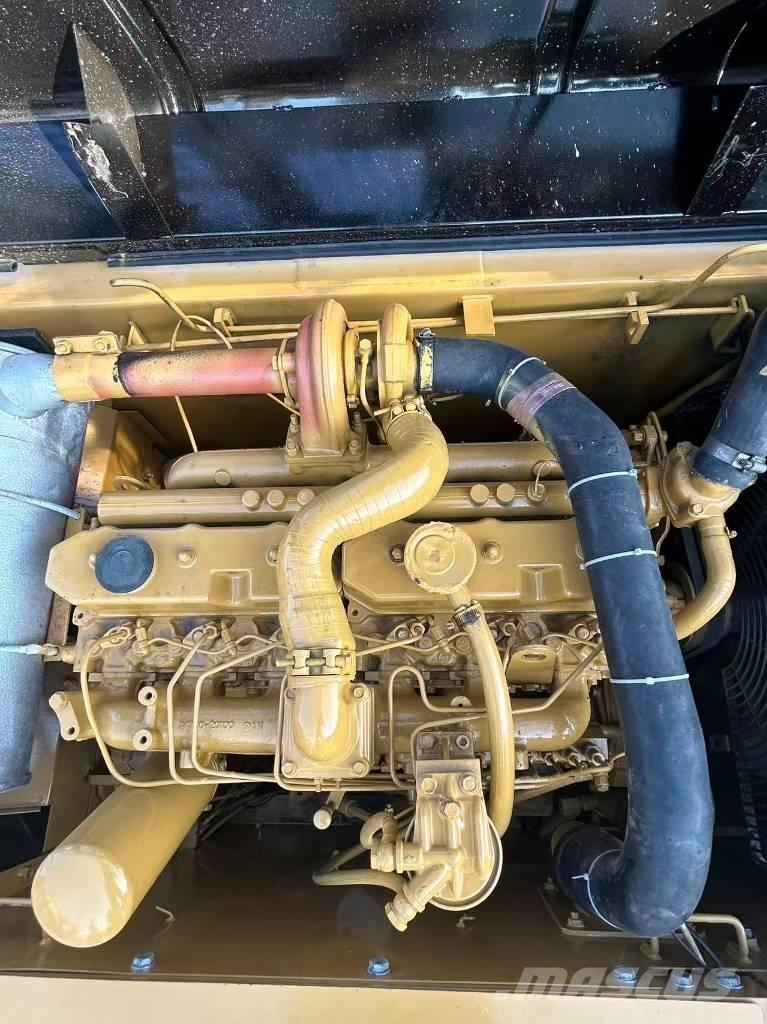 CAT cat320b حفارات زحافة