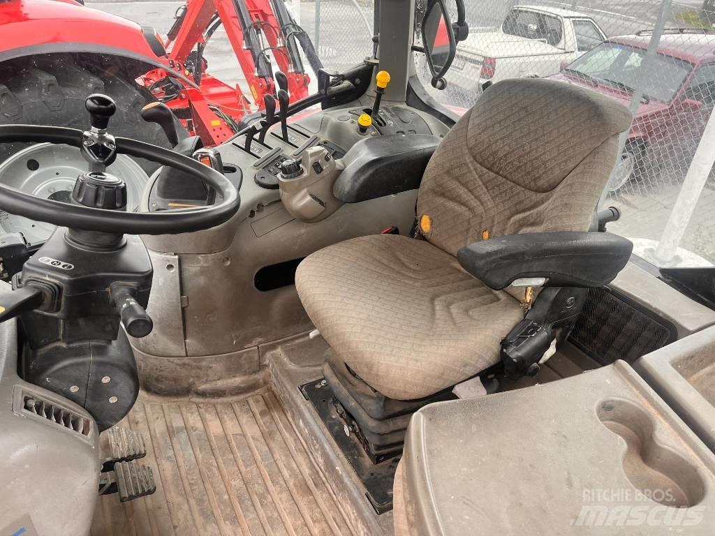 Case IH MXU 130 الجرارات