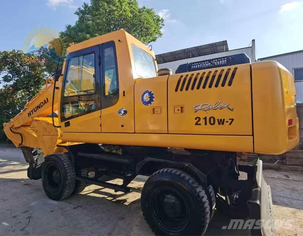 Hyundai r210w-7 حفارات بعجل