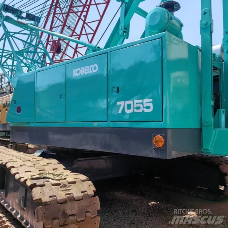 Kobelco 7055 رافعات مجنزرة
