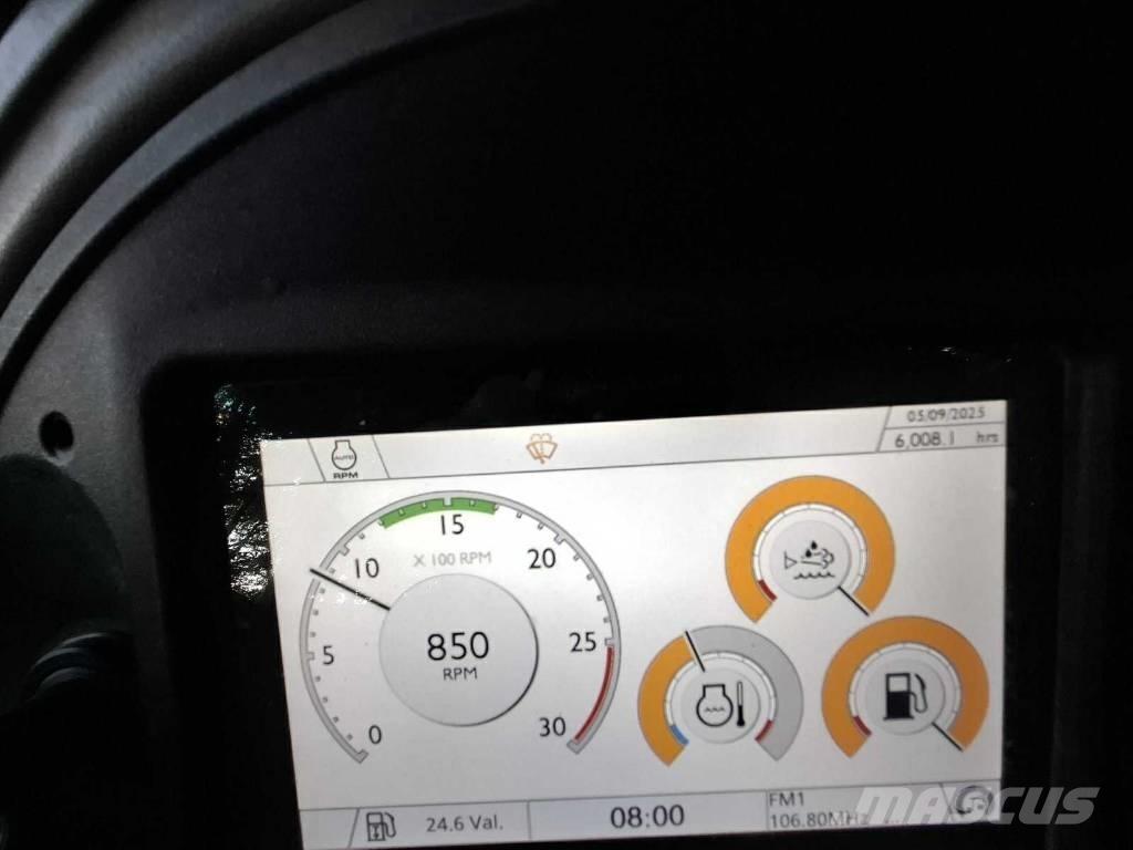 JCB 3CX PLUS لوادر ذات جرافات عكسية