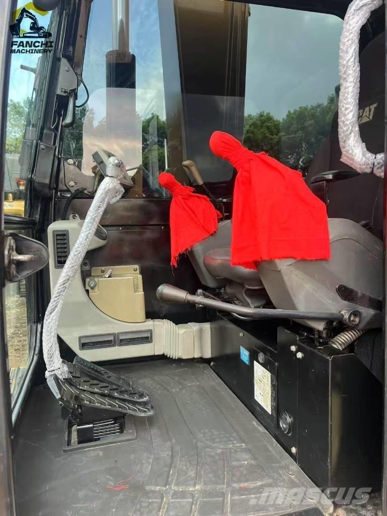 CAT 308 E 2 حفارات زحافة