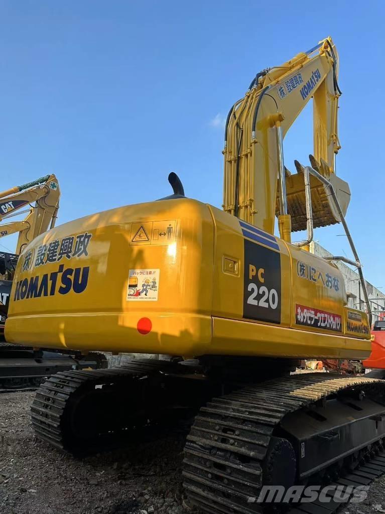 Komatsu PC 220-7 حفارات زحافة