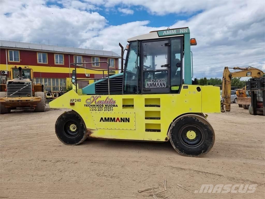 Ammann AP 240 مداحل ذات إطارات هوائية