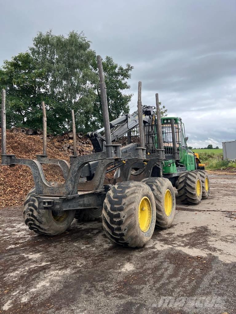 John Deere 1510 E شاحنات