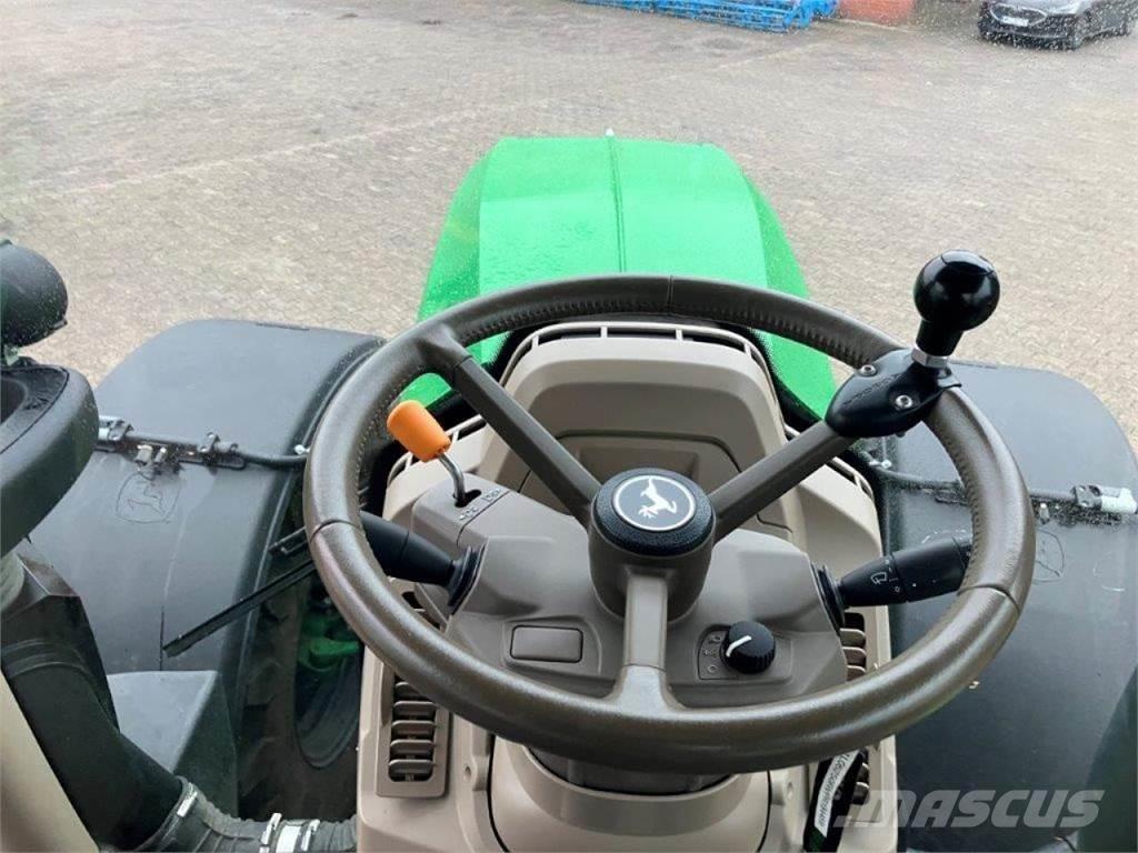 John Deere 6R 250 الجرارات