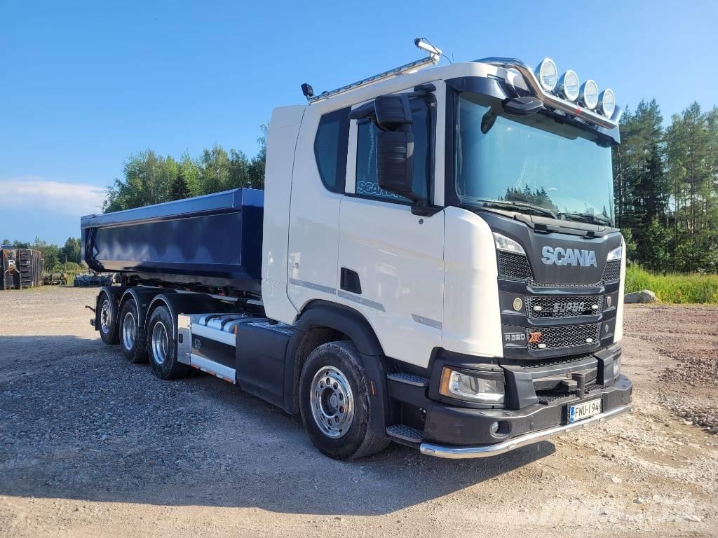Scania R520 شاحنات الرافعات الخطافية