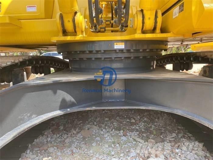 Komatsu PC360-7 حفارات زحافة
