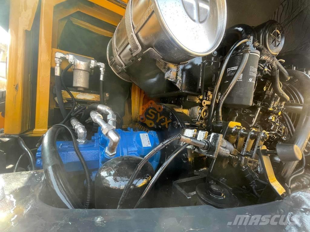 Hyundai 60w حفارات بعجل