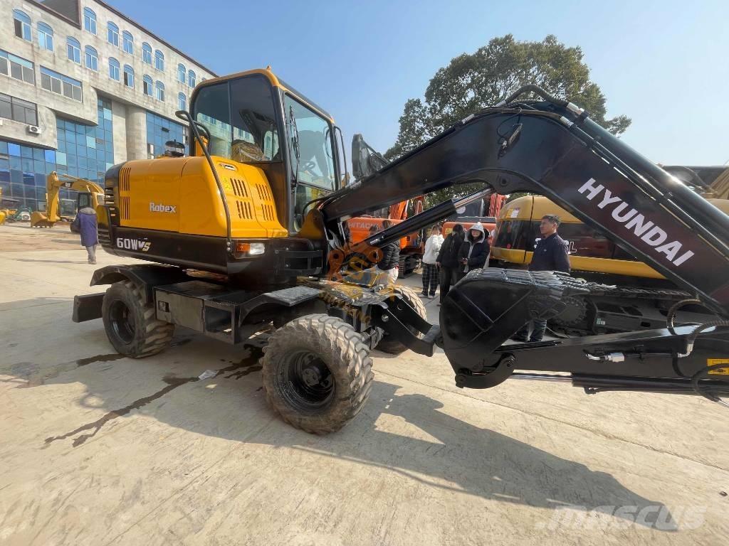 Hyundai 60w حفارات بعجل