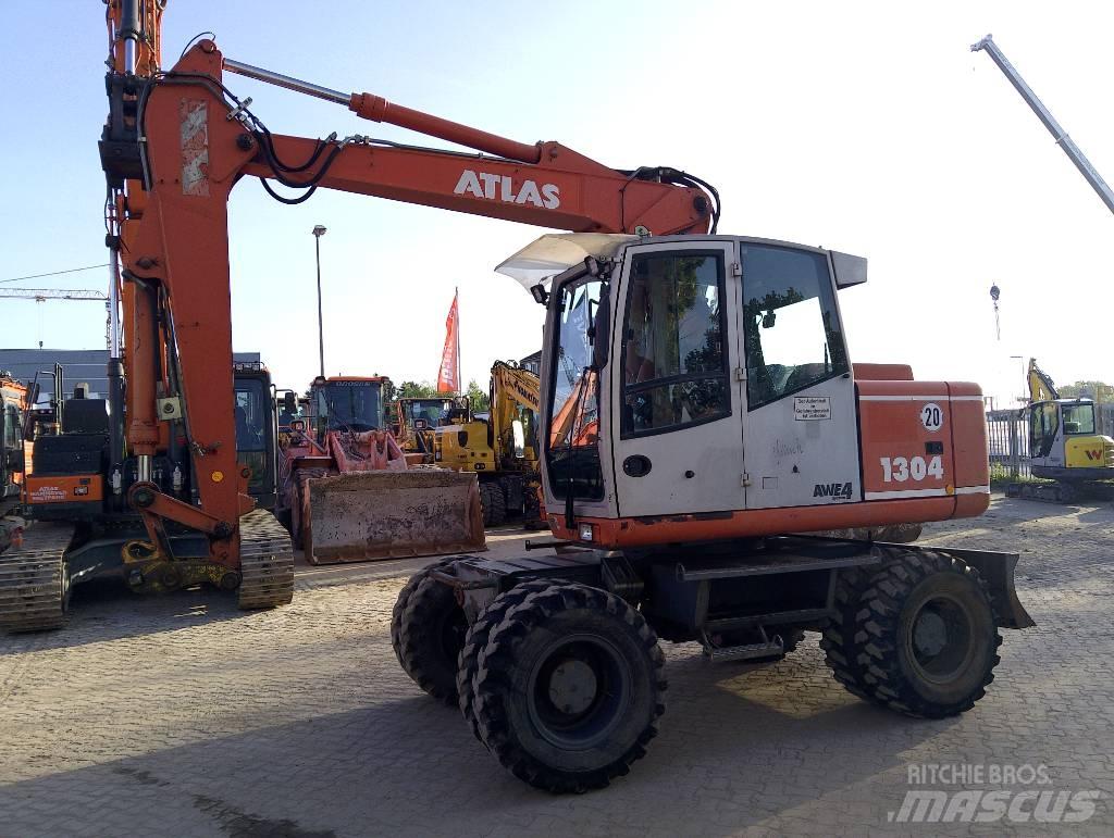 Atlas AB1304M حفارات بعجل