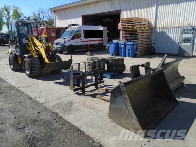 Wacker Neuson WL 30 لوادر بعجل