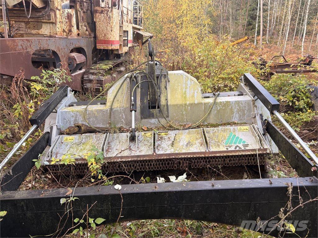 FAE UMM/S 225-130 جزازات وأغطية المراعي