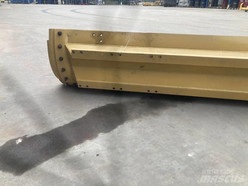 CAT 160M2 Moldboard دلاء